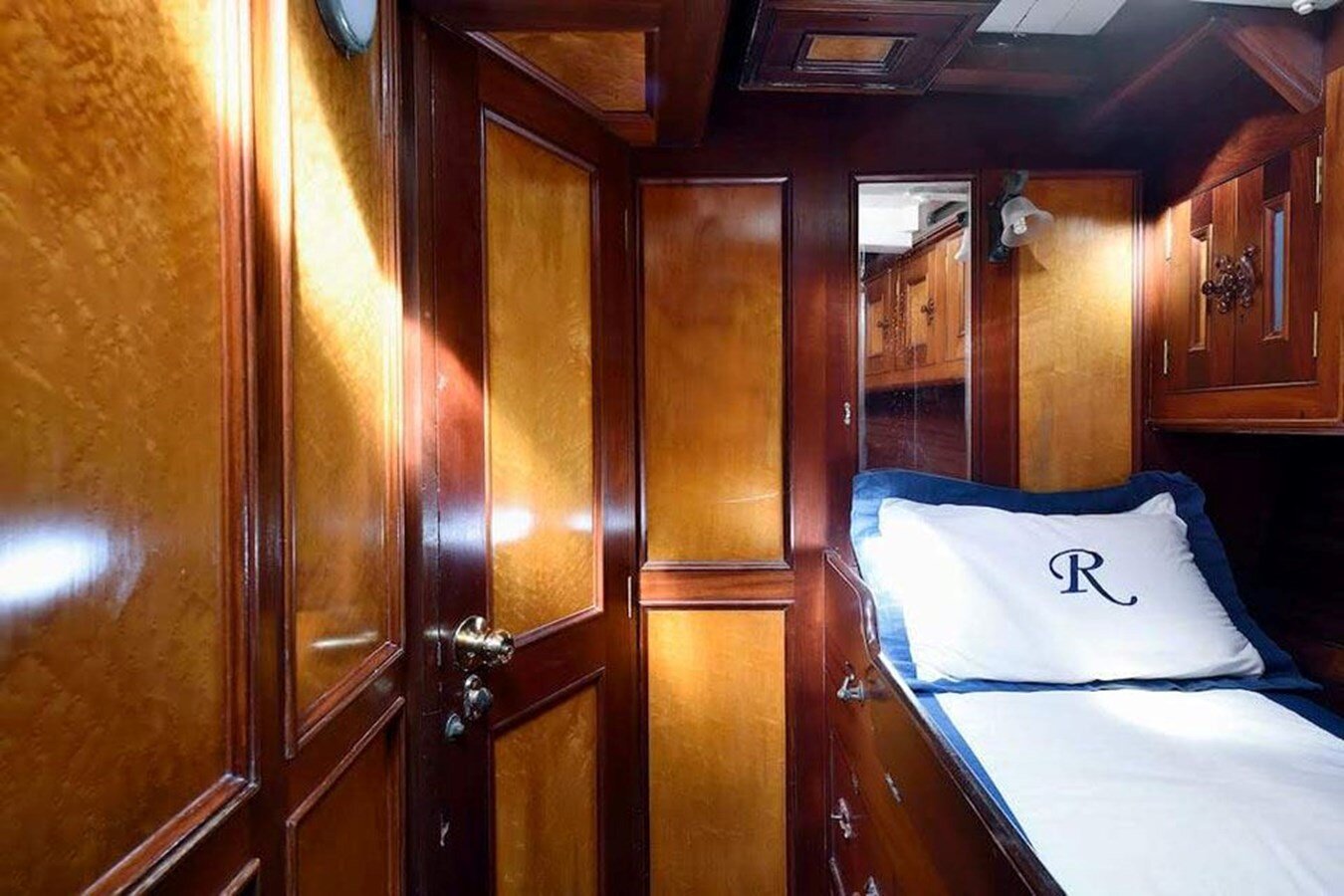 1895-stow-sons-78-1-d1e8d6