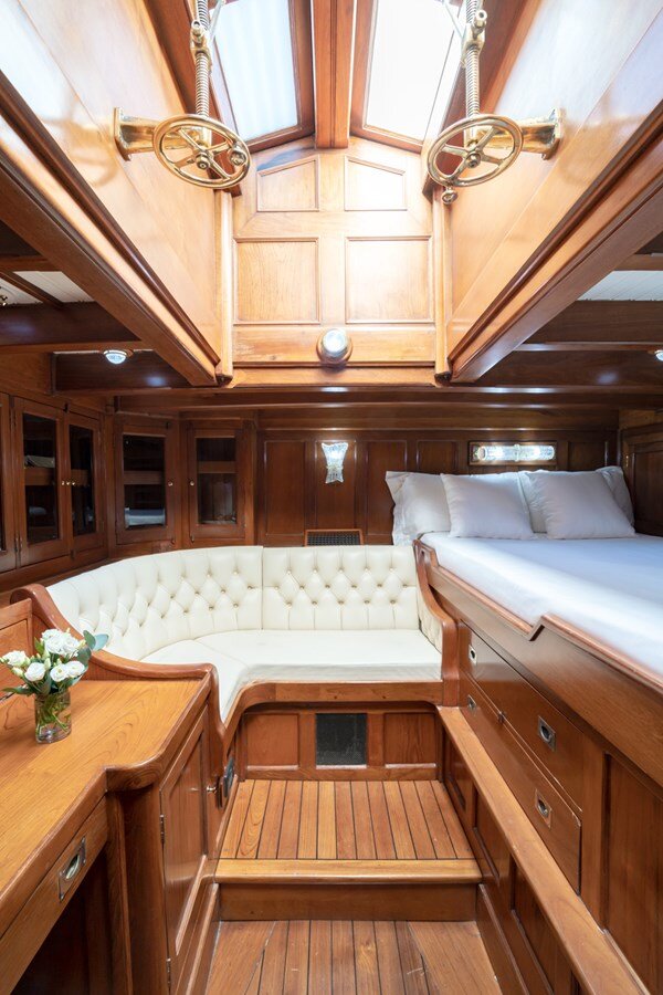 1921 MAX OERTZ 124' 9