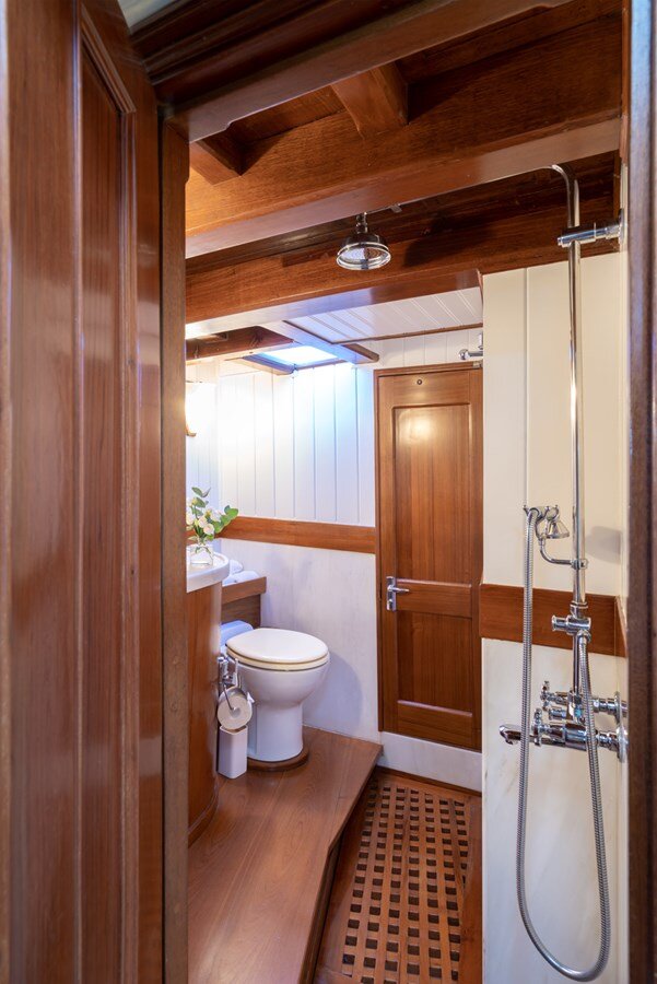 1921 MAX OERTZ 124' 9