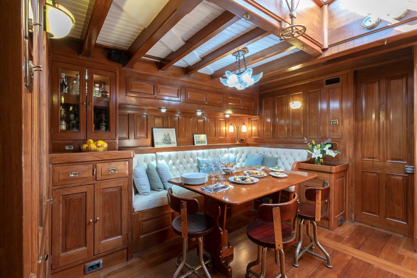 1921 MAX OERTZ 124' 9