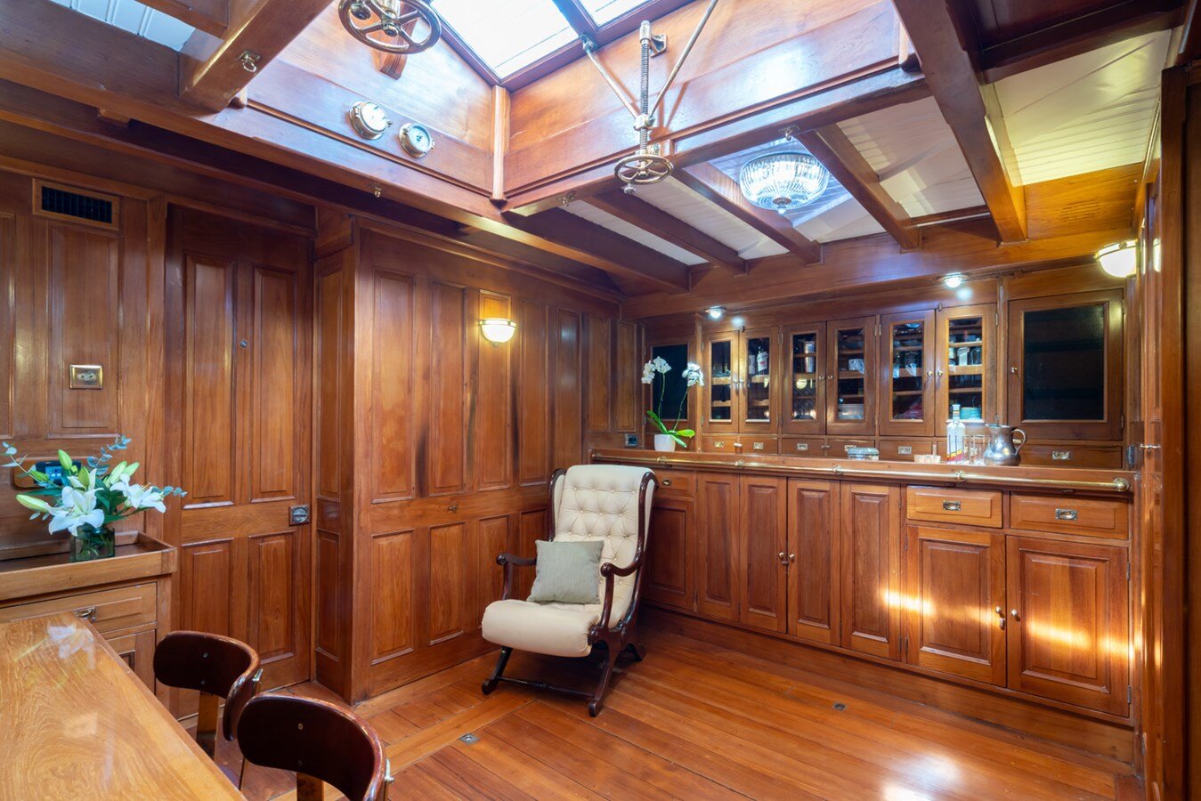 1921 MAX OERTZ 124' 9