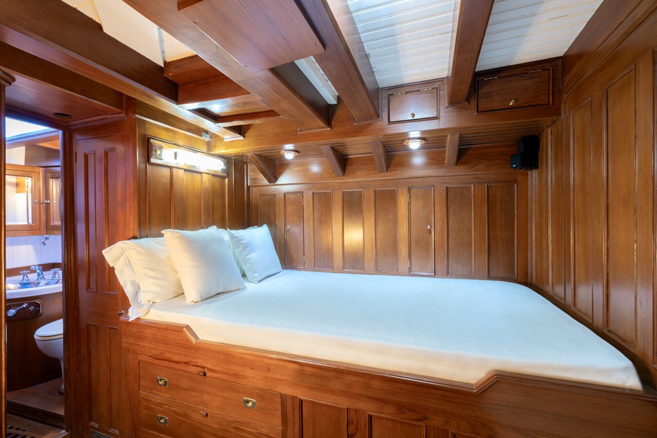 1921 MAX OERTZ 124' 9