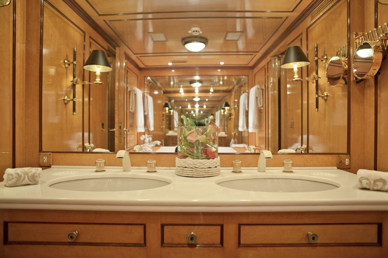 1927 CAMPER & NICHOLSONS 214' 3