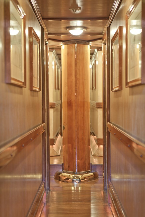 1927 CAMPER & NICHOLSONS 214' 3