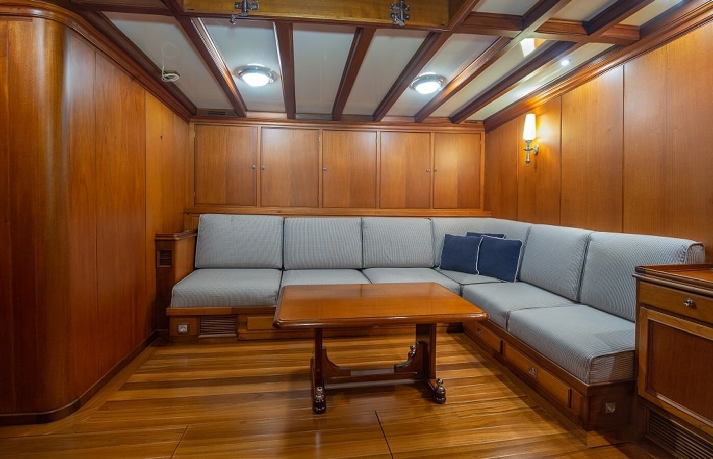 1929-camper-nicholson-118-8-5e1472