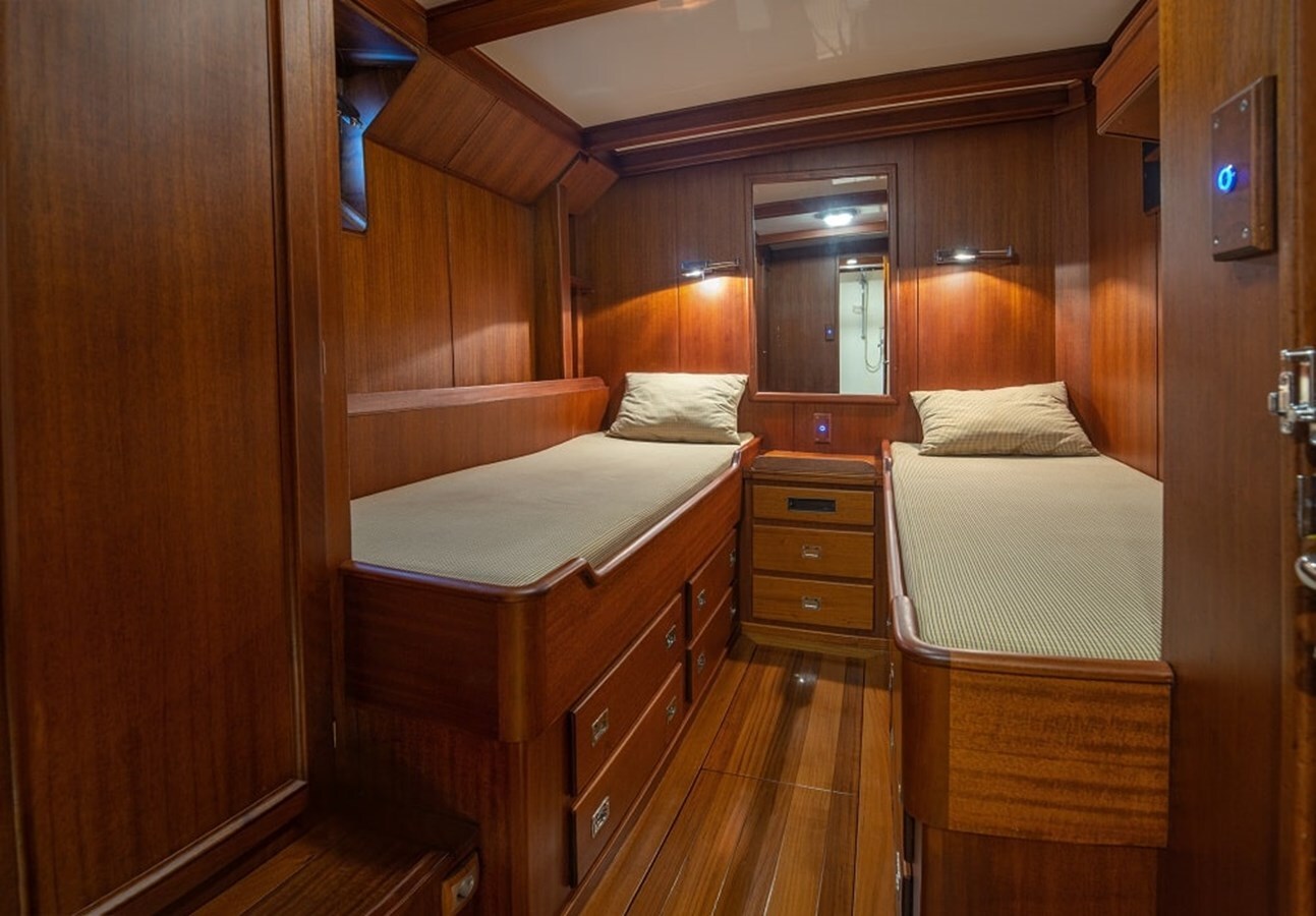 1929-camper-nicholson-118-8-5e1472