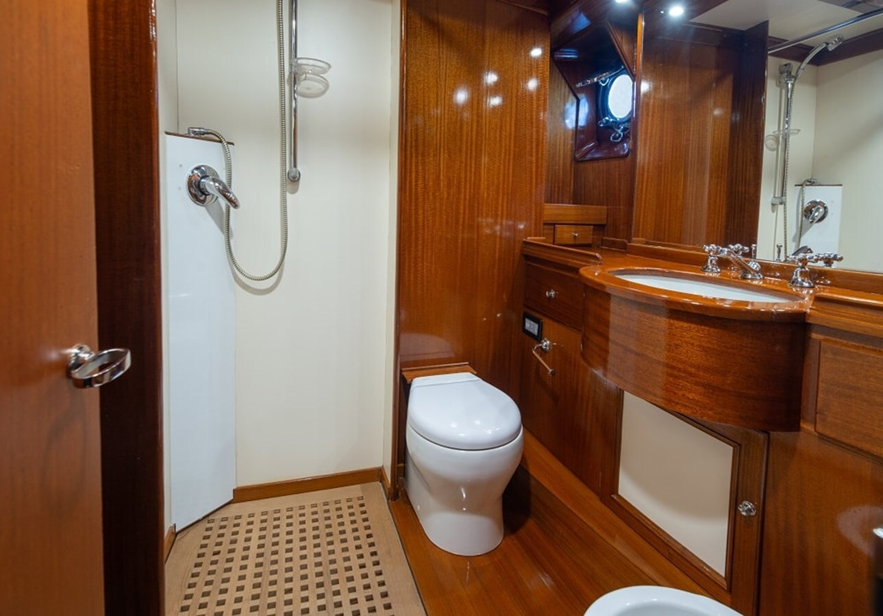 1929-camper-nicholson-118-8-5e1472