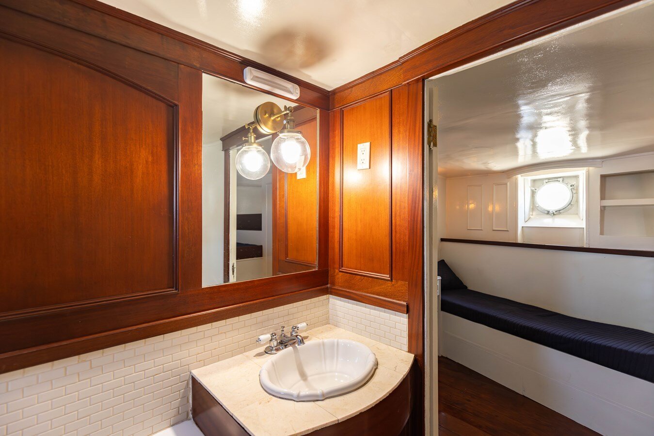 1930-manitowoc-130-9d9638