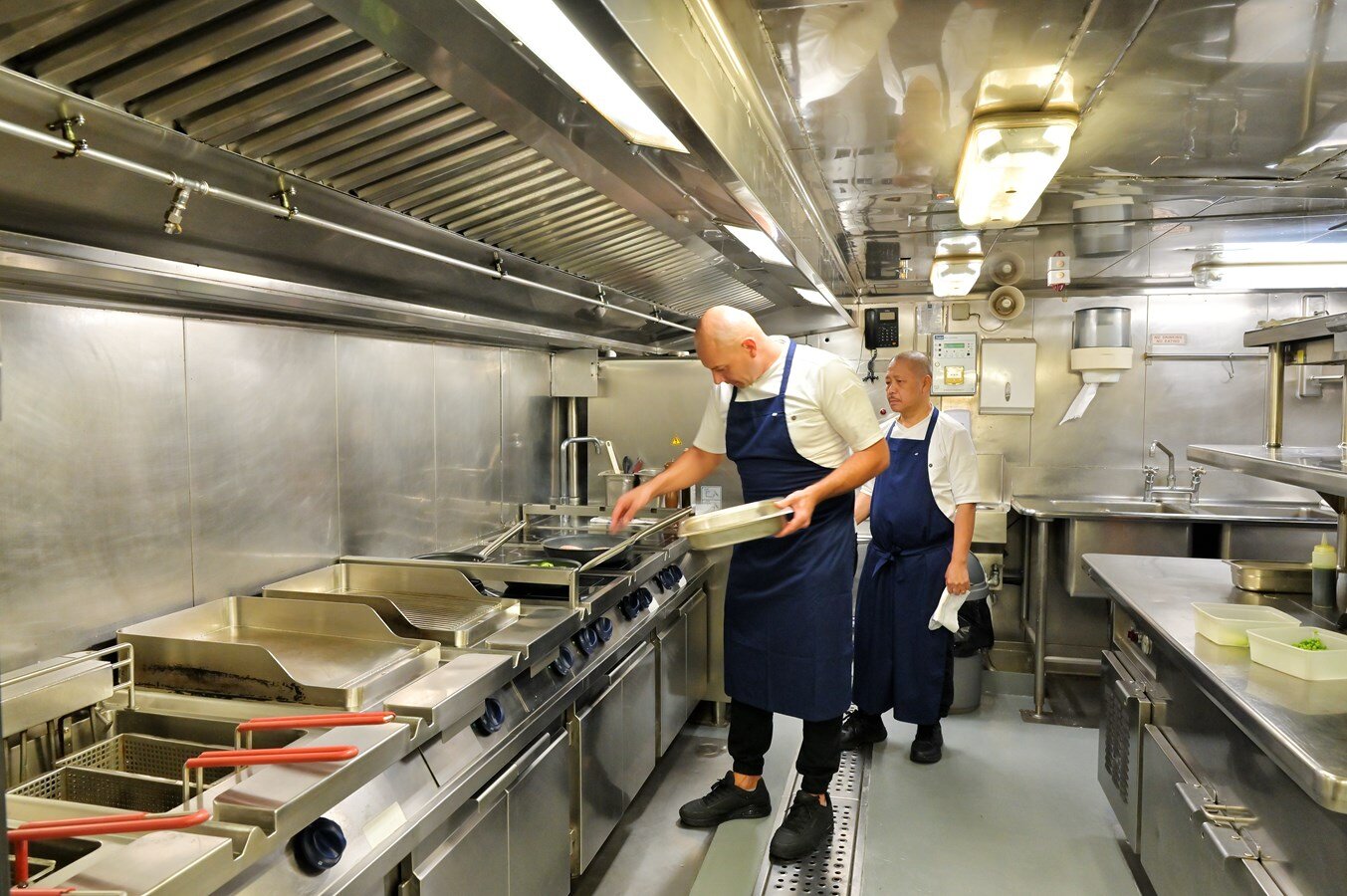 1943-canadian-vickers-325-3-b66aa0