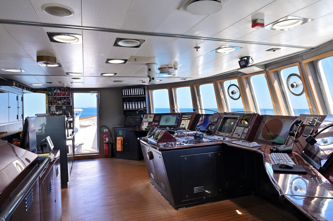 1943-canadian-vickers-325-3-b66aa0