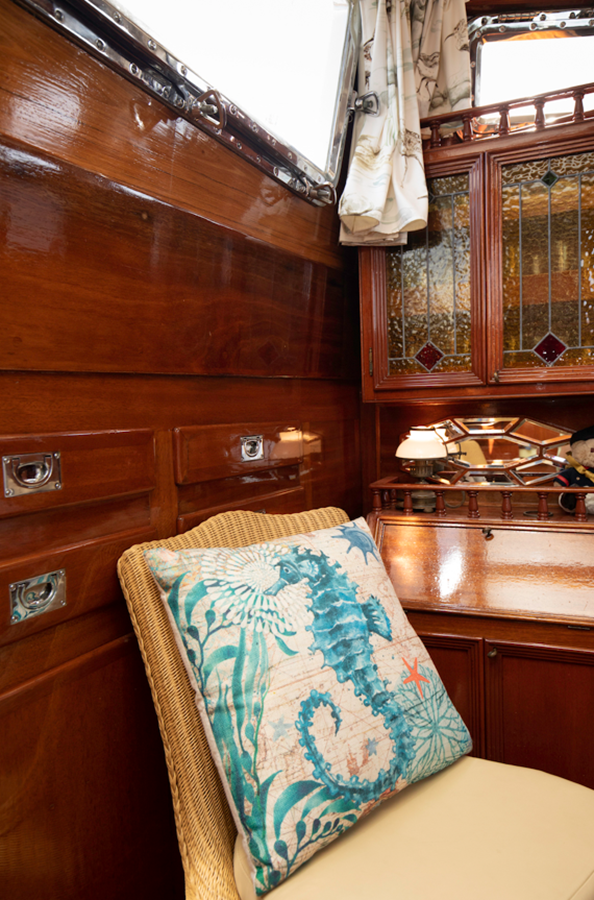 1964 CANTIERI DI PISA 68' 11