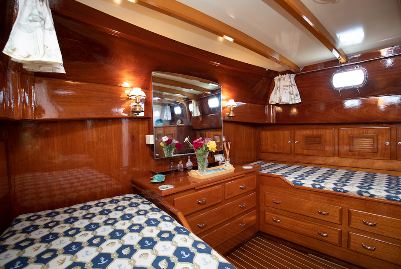 1964 CANTIERI DI PISA 68' 11