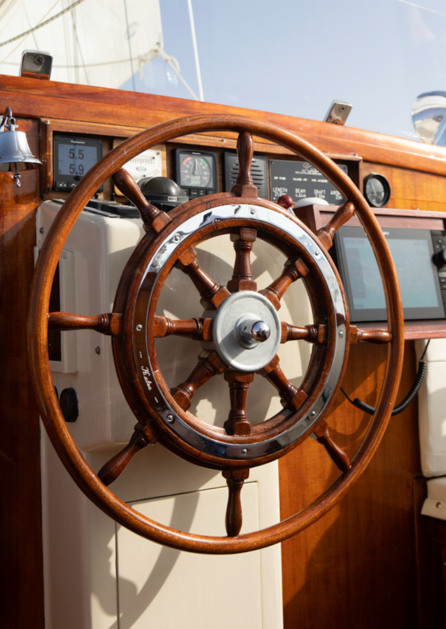 1964 CANTIERI DI PISA 68' 11