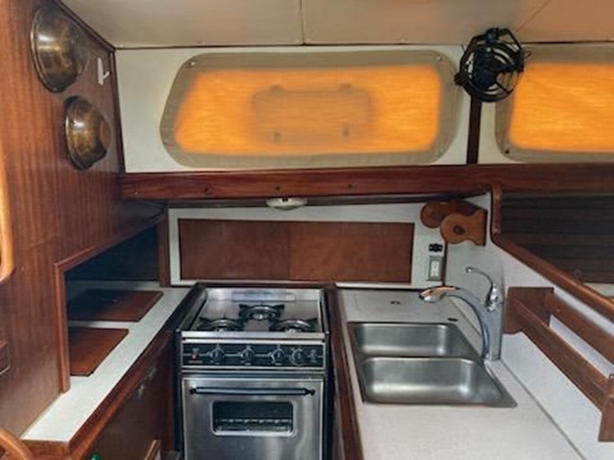 1969-spencer-yachts-44-0f7a2a