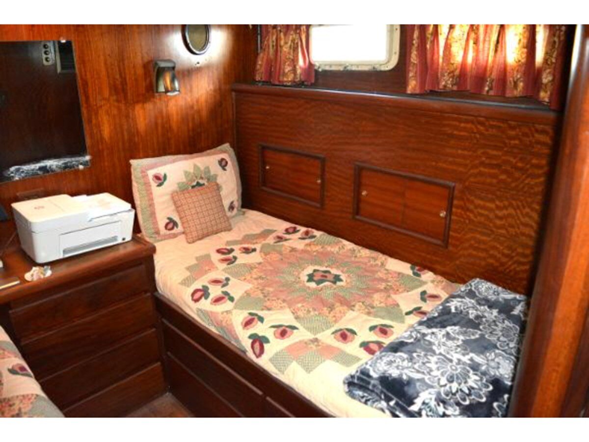 1971-hatteras-58-4-78b3d0