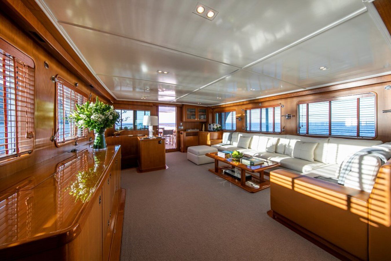 1972 FEADSHIP 105'