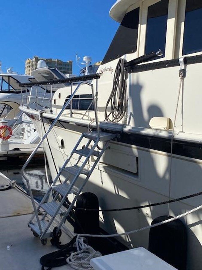 1973-hatteras-53-f22b89