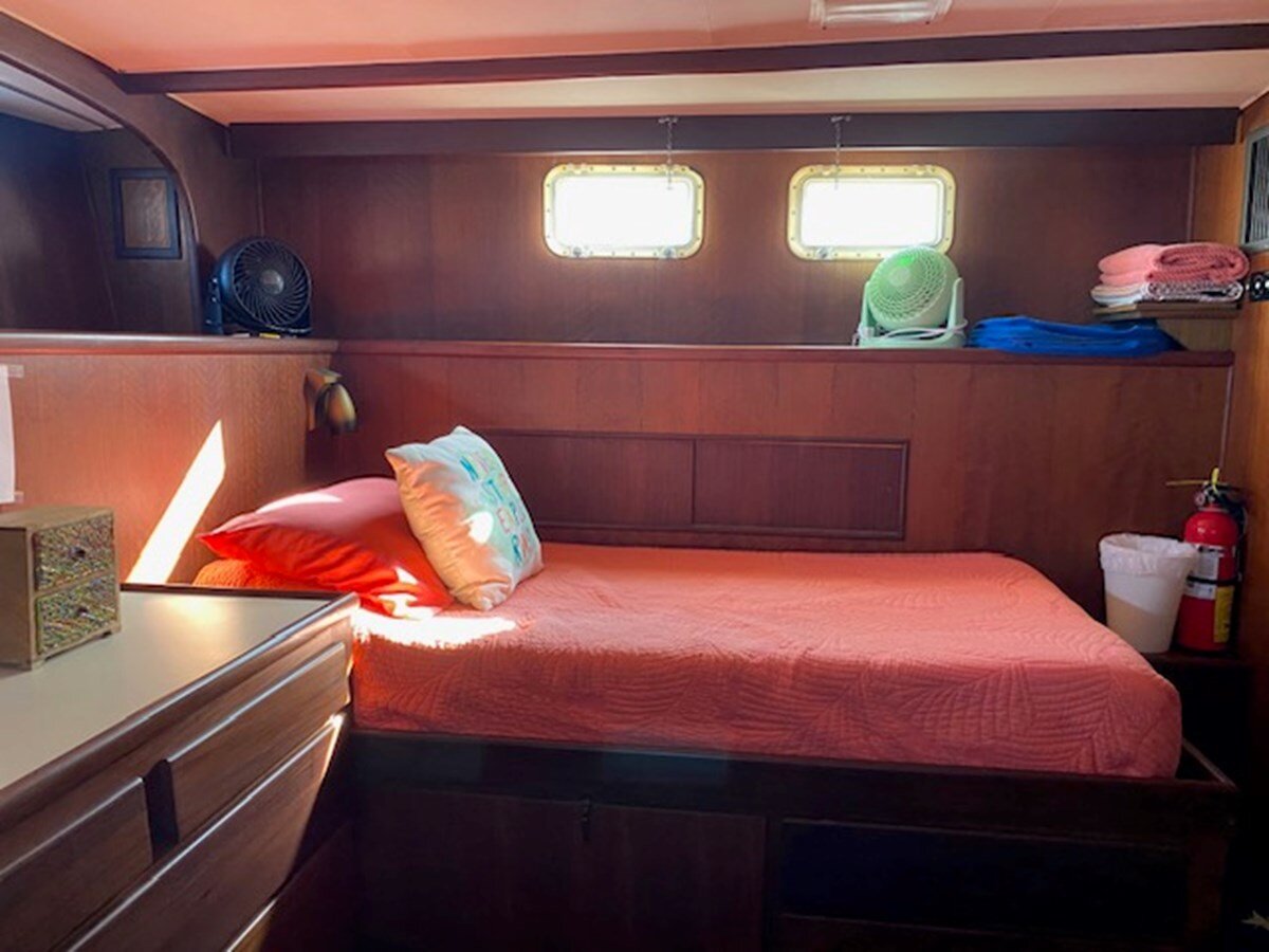 1973-hatteras-53-f22b89