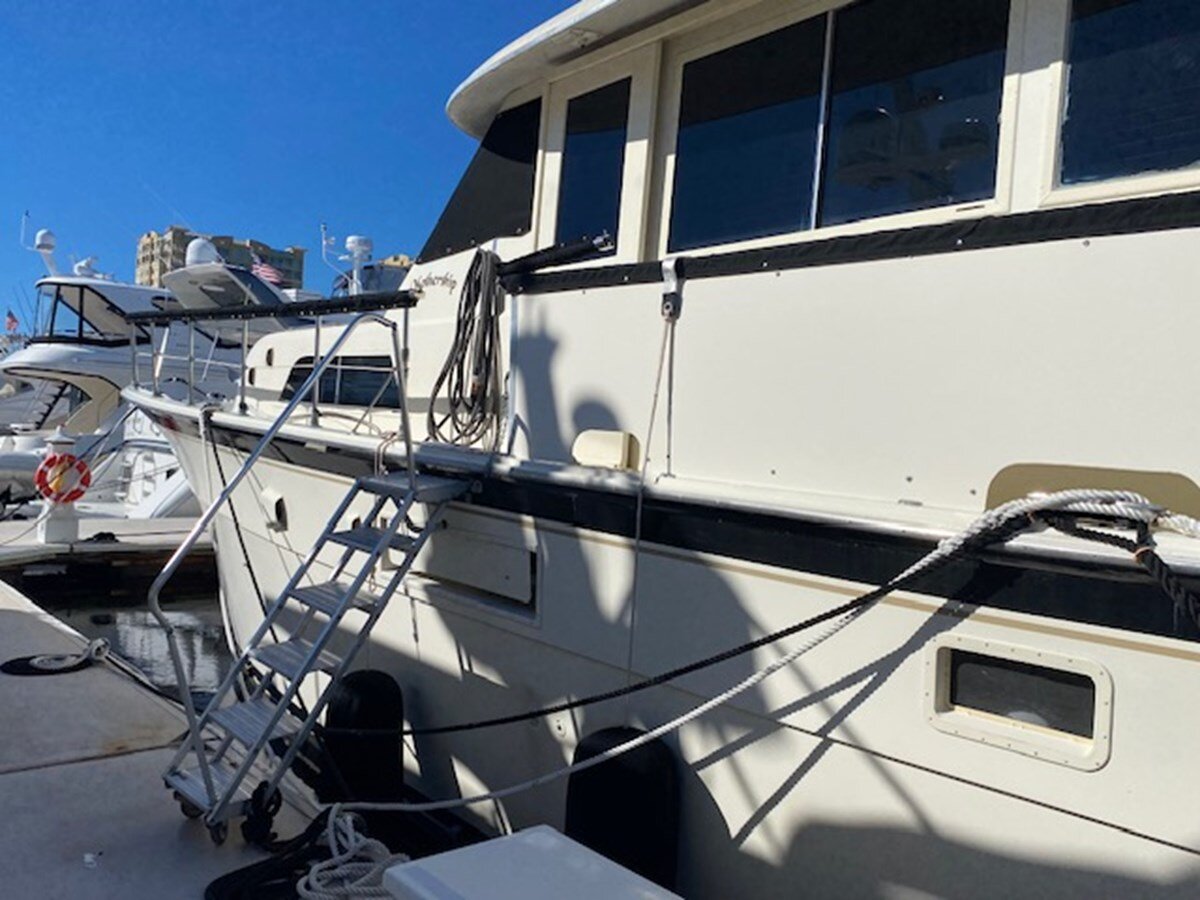 1973-hatteras-53-f22b89