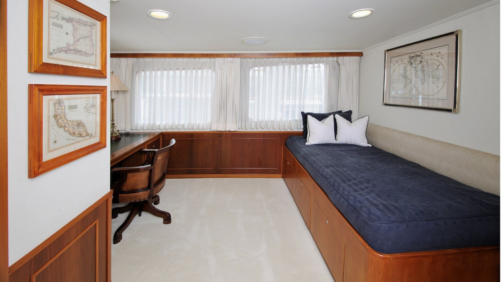 1974-feadship-120-2-9bd526