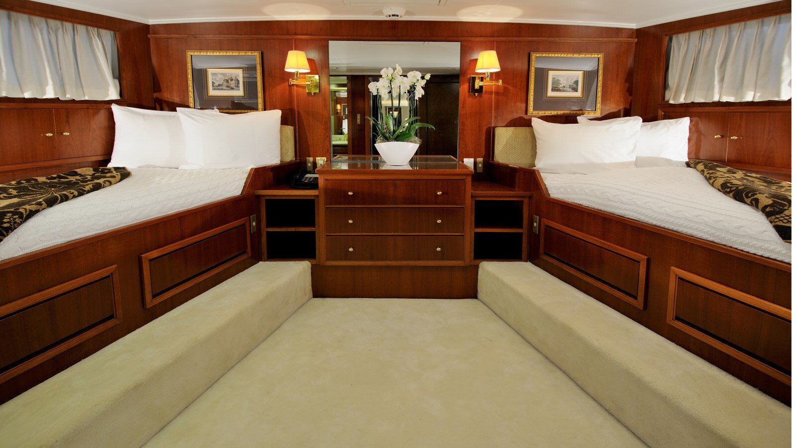 1974-feadship-120-2-9bd526