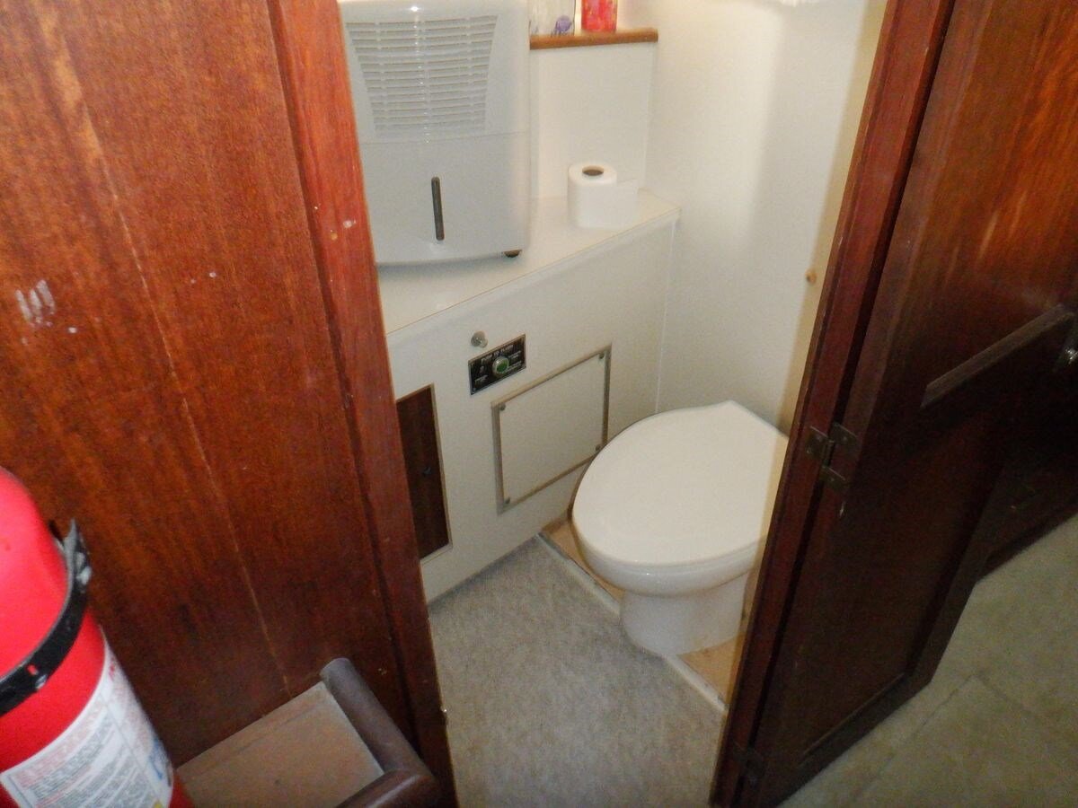 1974-hatteras-53-98b530