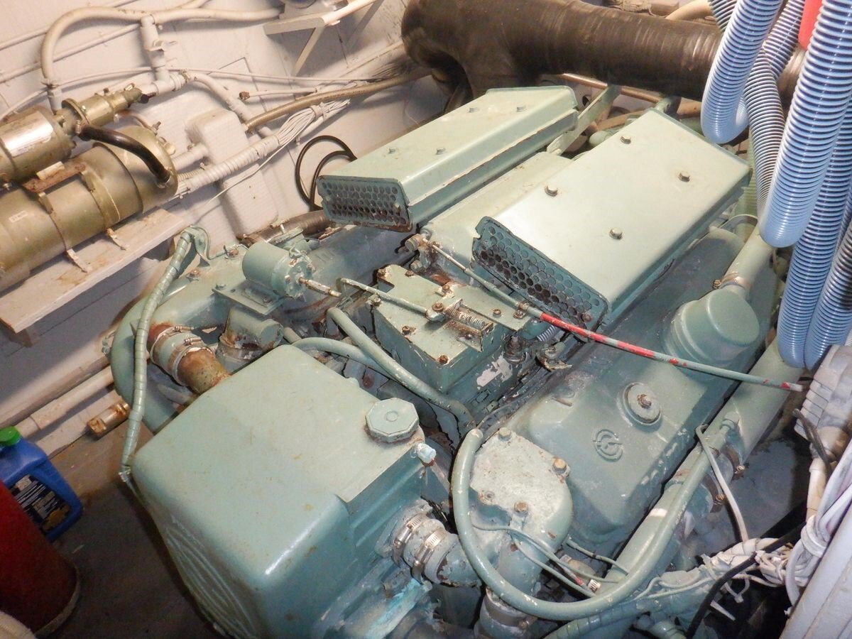 1974-hatteras-53-98b530