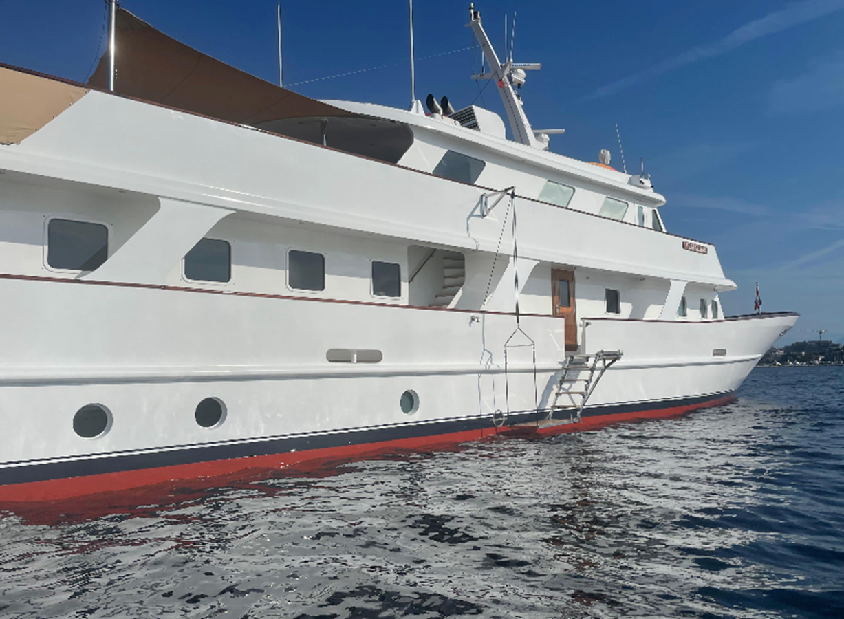 1975-custom-128-85d306