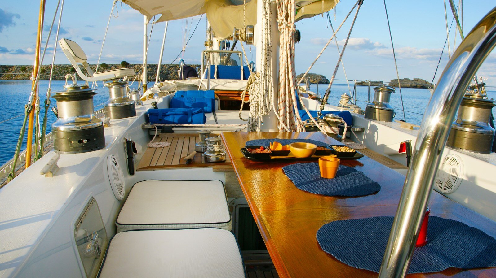 1975-nautor-swan-65-8-96a1e0