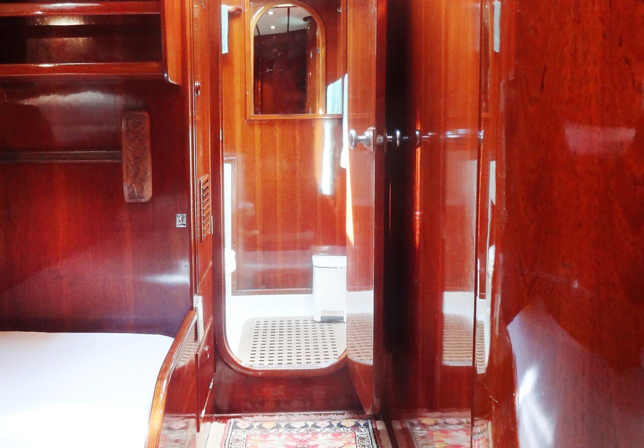 1975 NAUTOR SWAN 65' 8