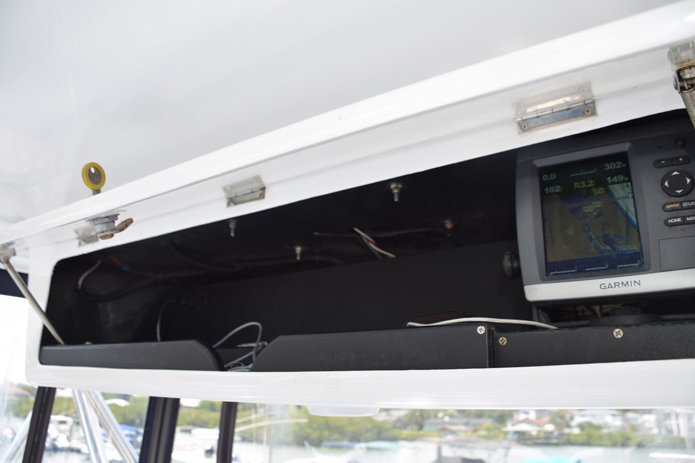 1976-bertram-31-95c5f6