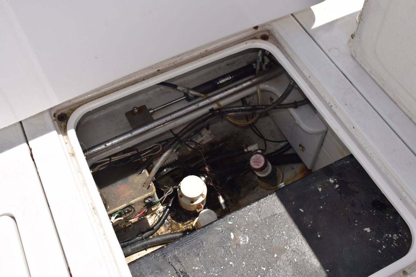 1976-bertram-31-95c5f6