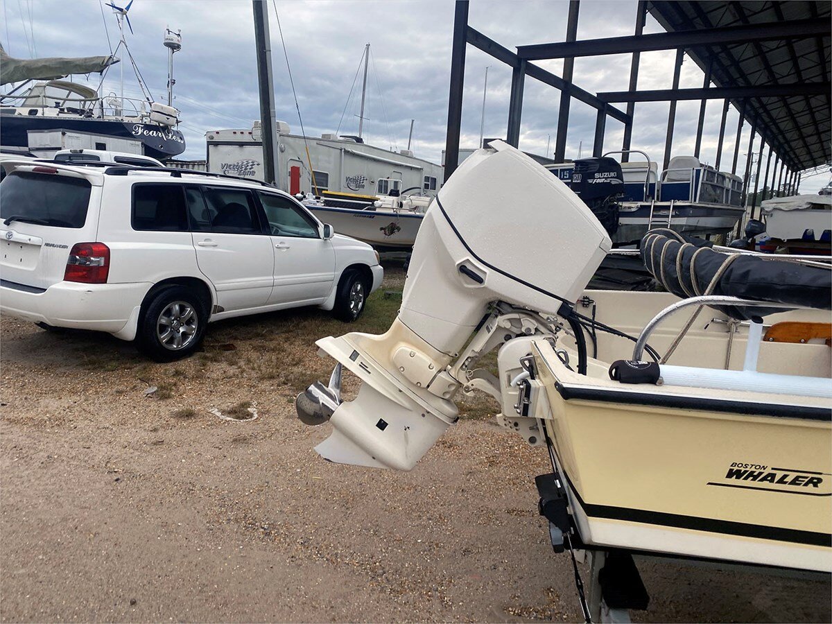 1976-boston-whaler-17-1-2f89d2