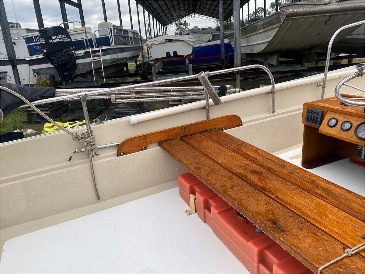 1976-boston-whaler-17-1-2f89d2