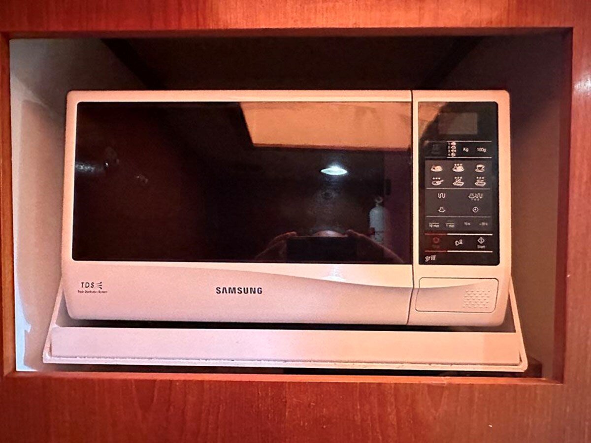 1977-camper-nicholsons-70-8-2bf33d