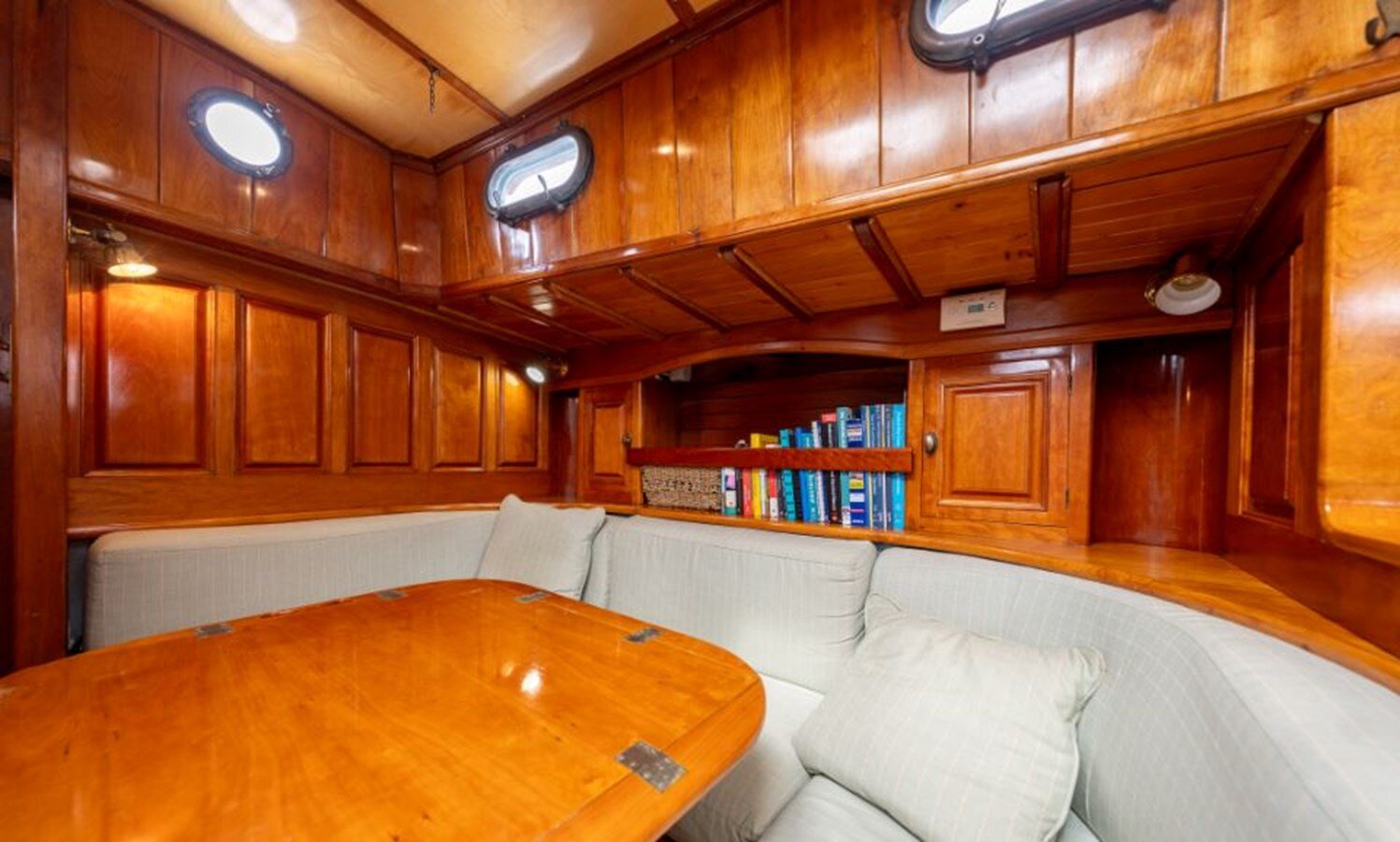 1977-cherubini-50-96fbb9