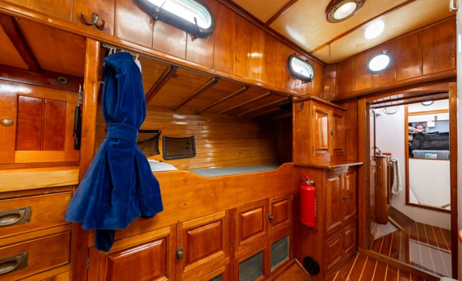 1977-cherubini-50-96fbb9