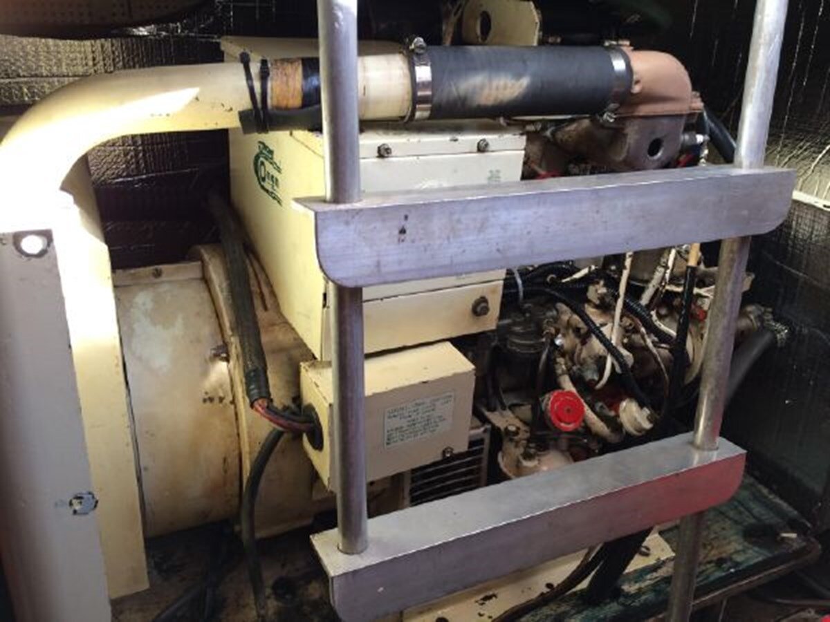 1977-defever-38-547980