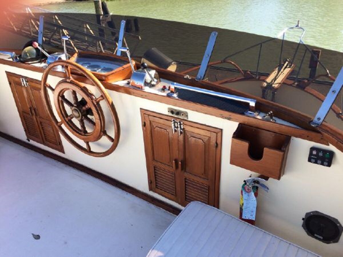 1977-defever-38-547980