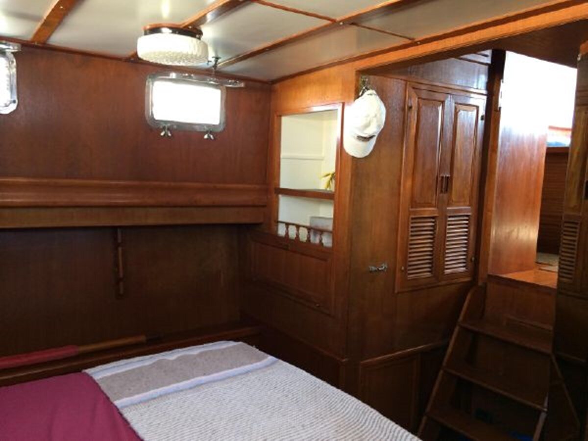 1977-defever-38-547980