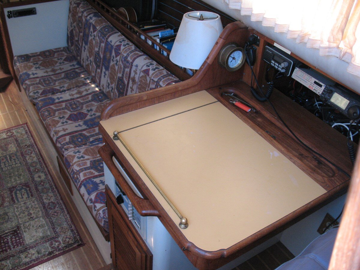 1977-downeaster-35-6-abf3c6