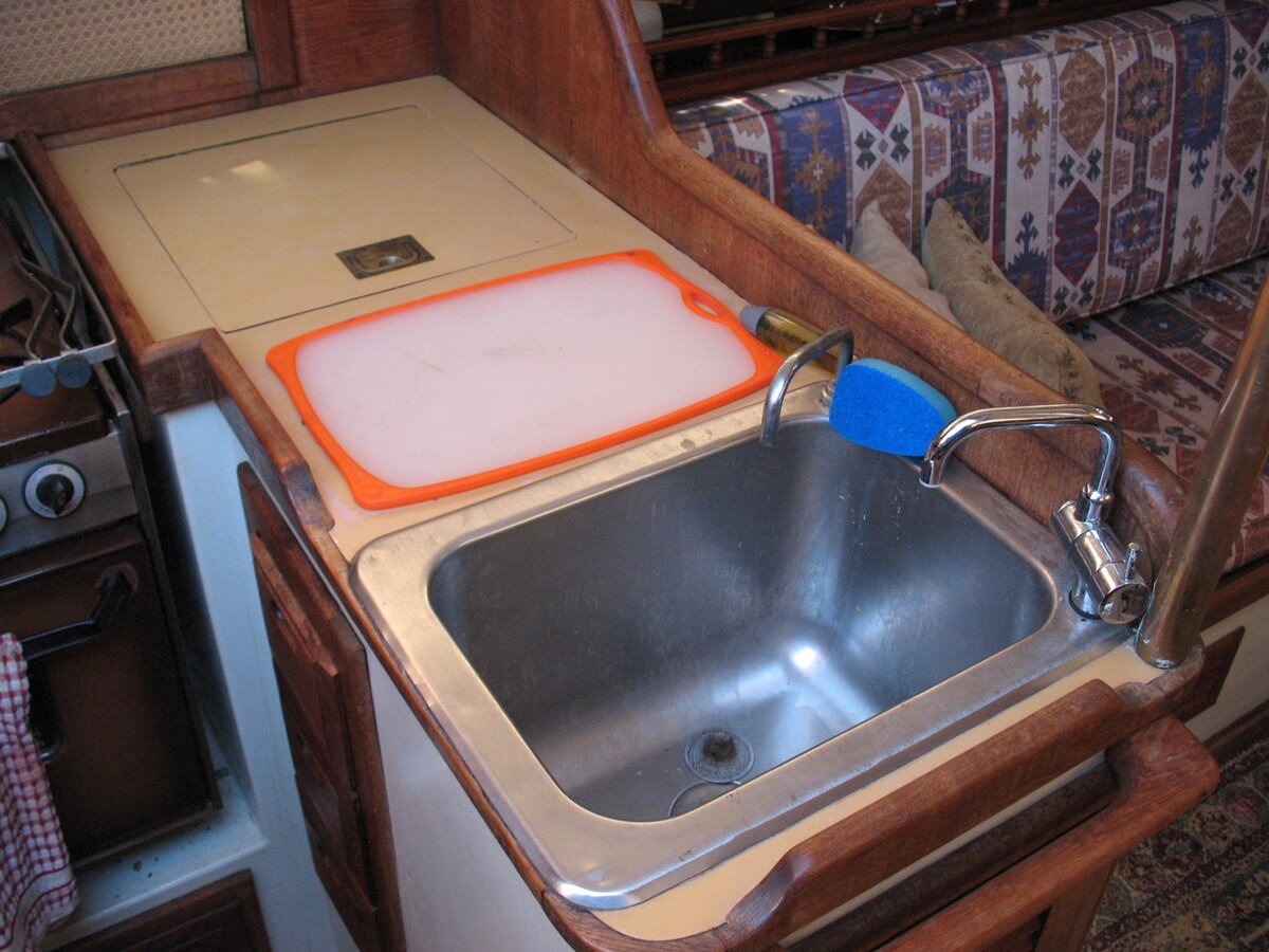 1977-downeaster-35-6-abf3c6