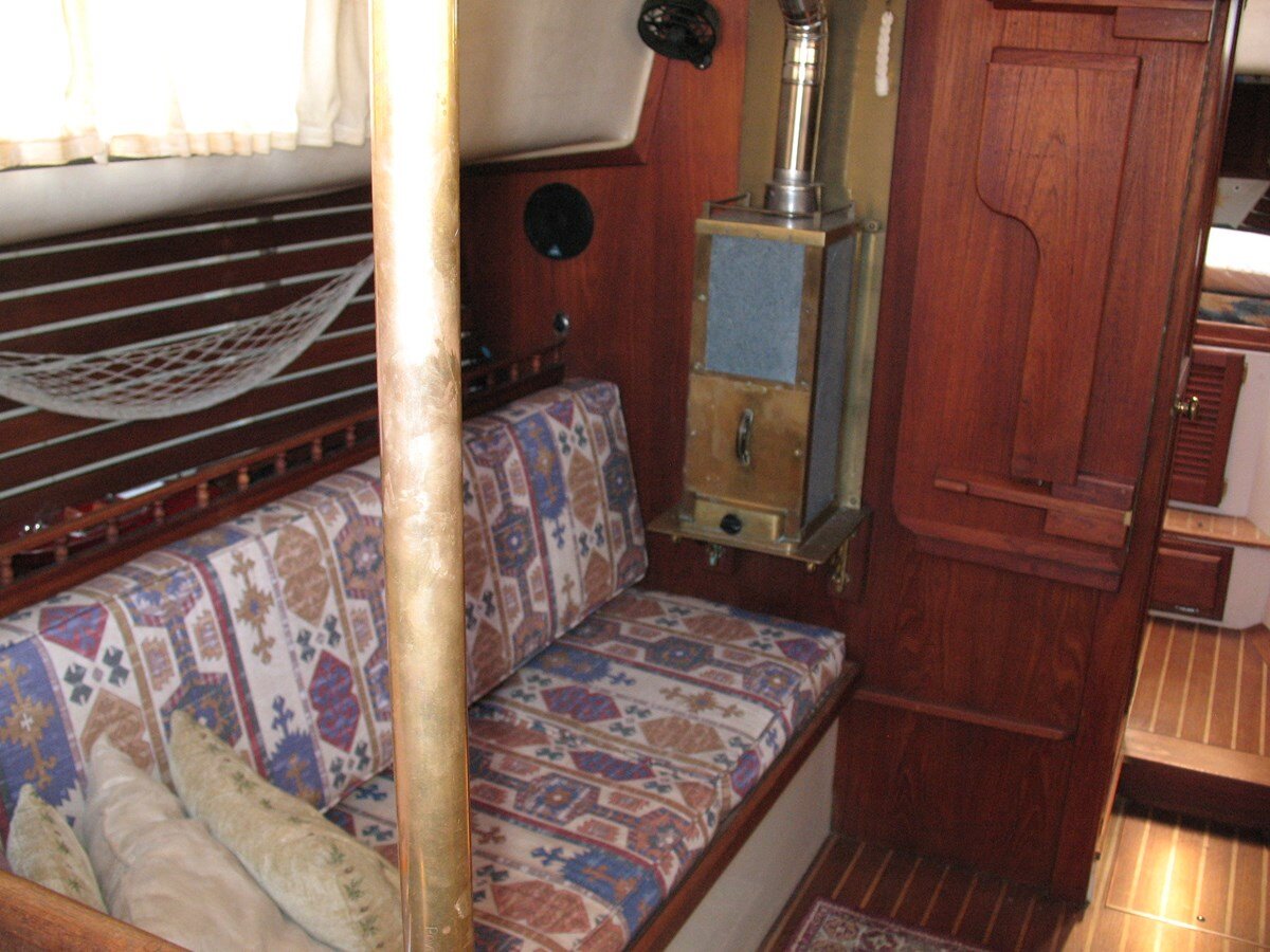 1977-downeaster-35-6-abf3c6