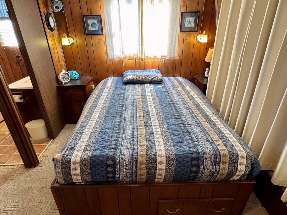 1977-sumerset-houseboats-58-d9e45b