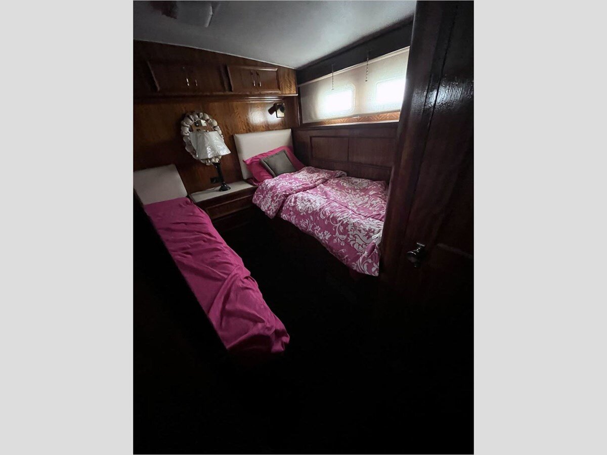 1978-hatteras-58-1-a0ba1d