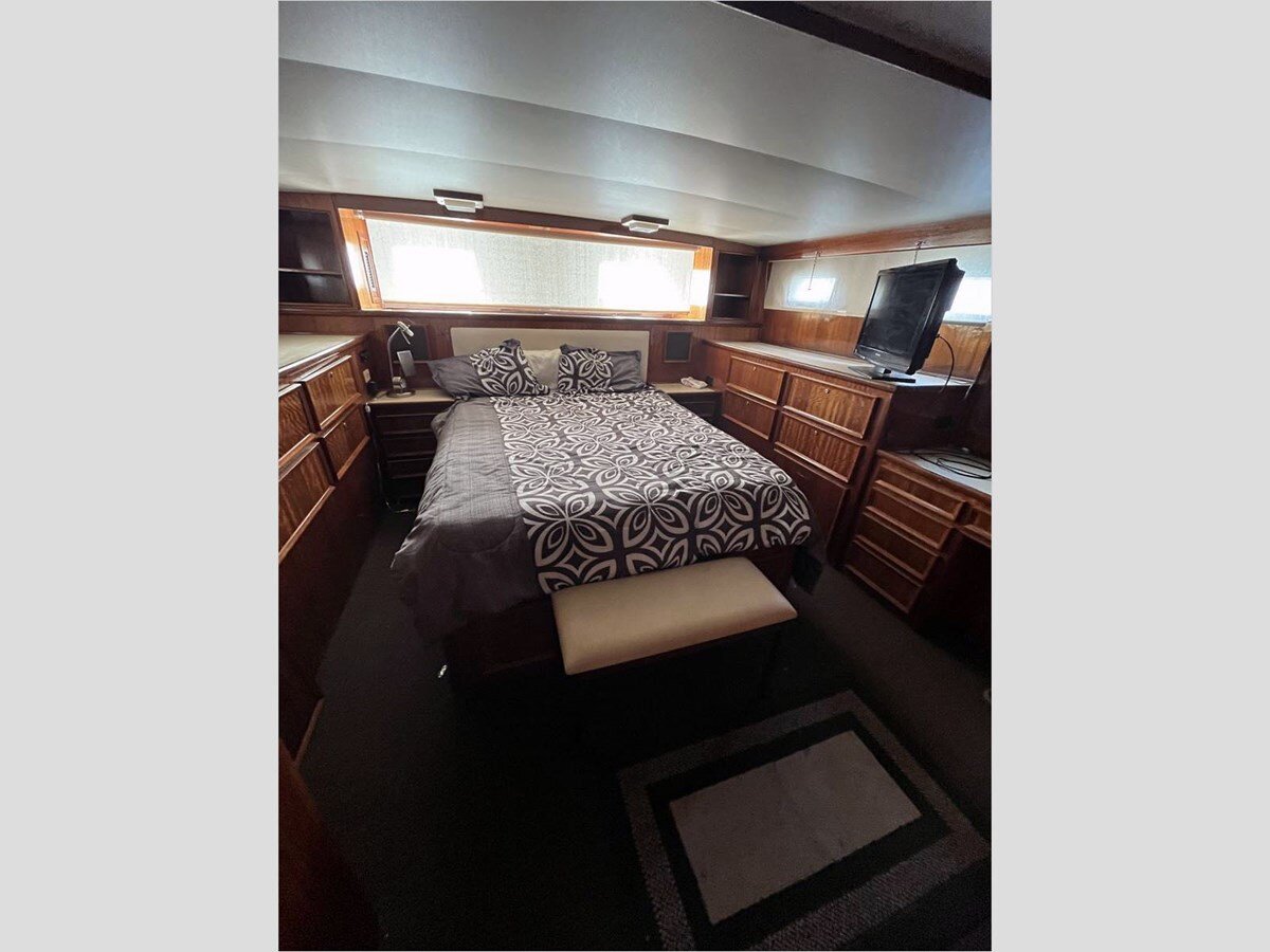 1978-hatteras-58-1-a0ba1d