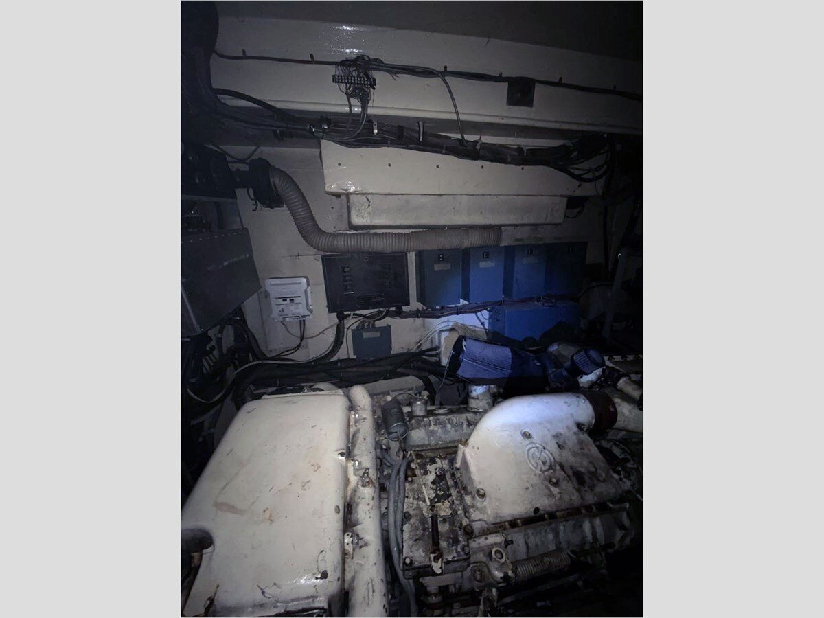 1978-hatteras-58-1-a0ba1d