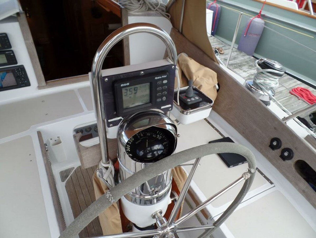 1979-hinckley-50-7-96ddae