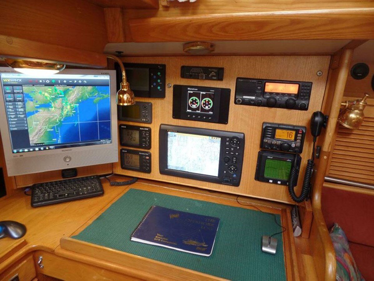 1979-hinckley-50-7-96ddae