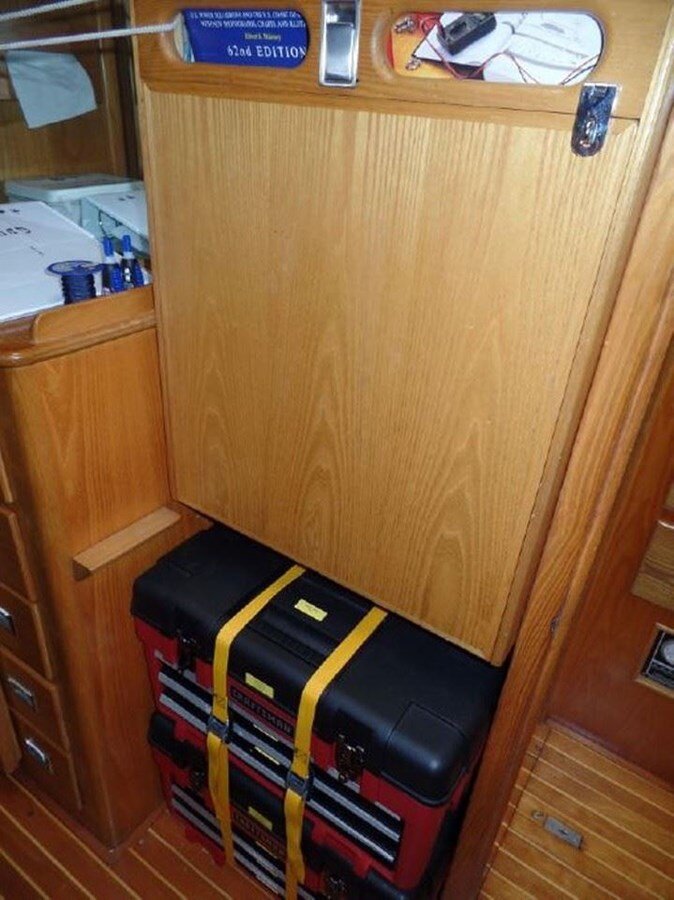 1979-hinckley-50-7-96ddae